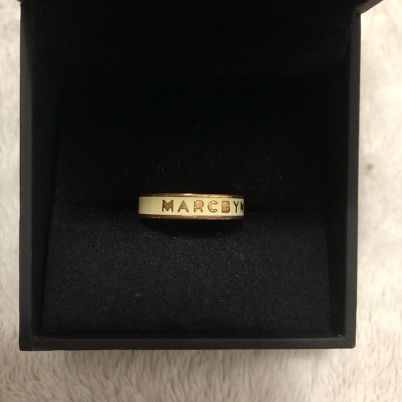 MARC BY MARC JACOBS CREAM RING - Picture 8 of 10